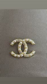 BROCHE PEARLY
