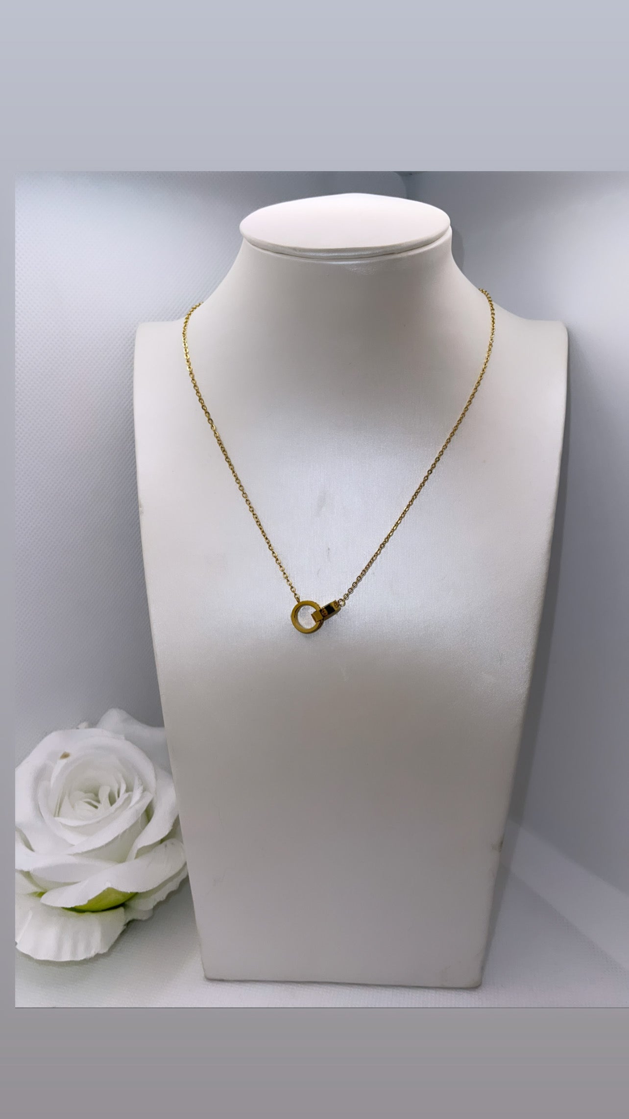 Collier Carla