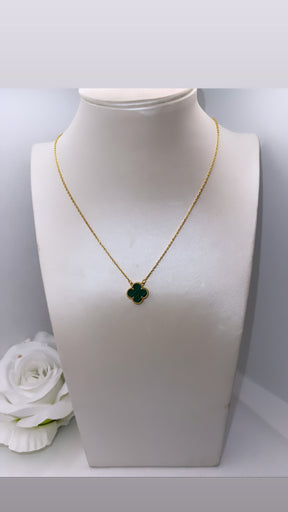 Collier trèfle vert