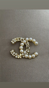 Broche n 6