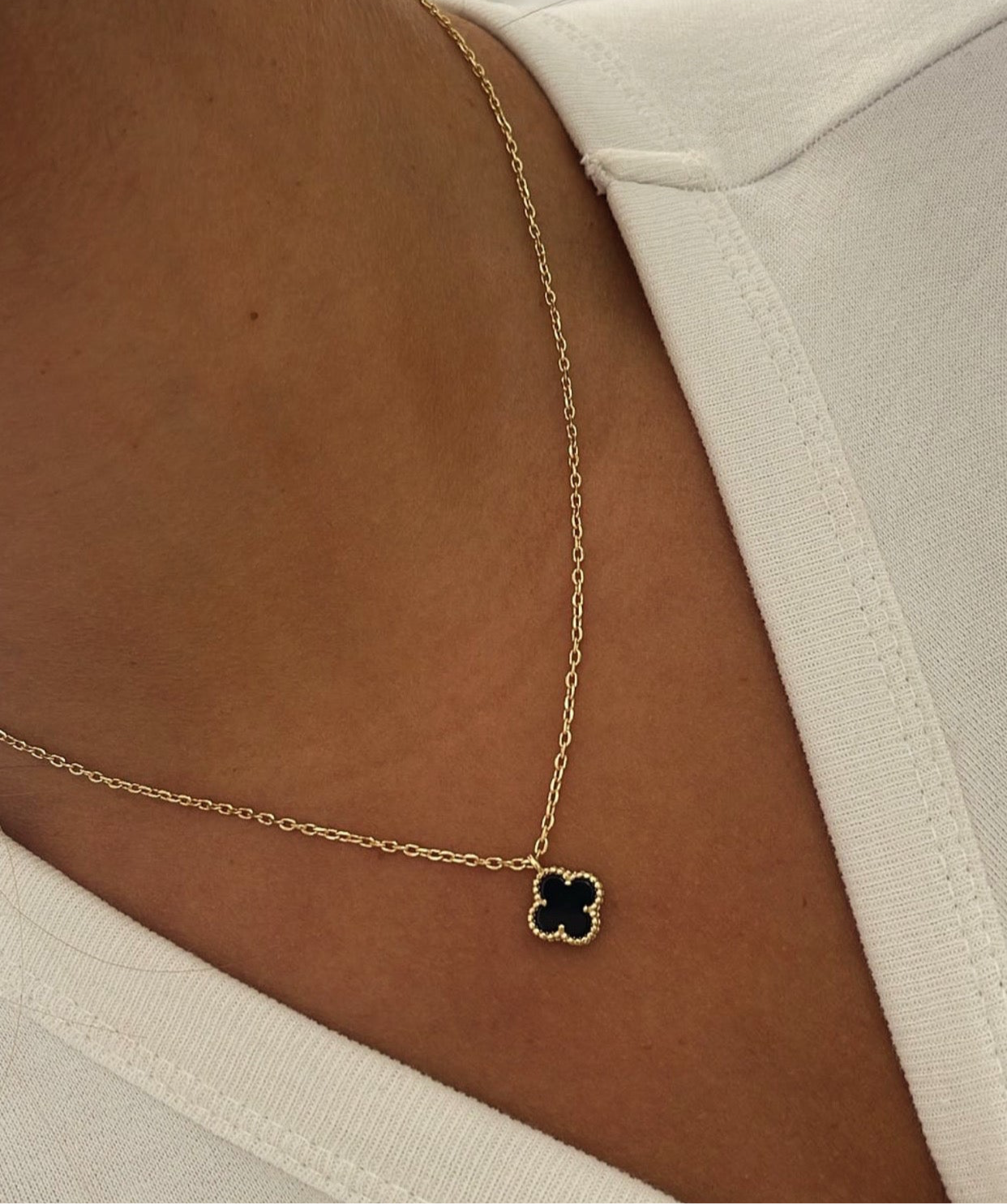 Collier Trèfle mini noir