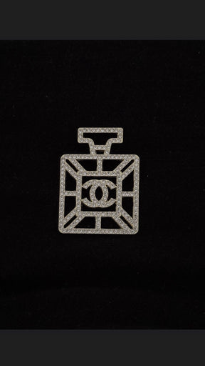 Broche Numéro 5