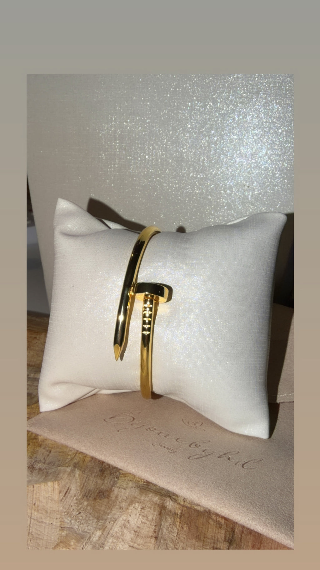 Bracelet clou ÉPAIS