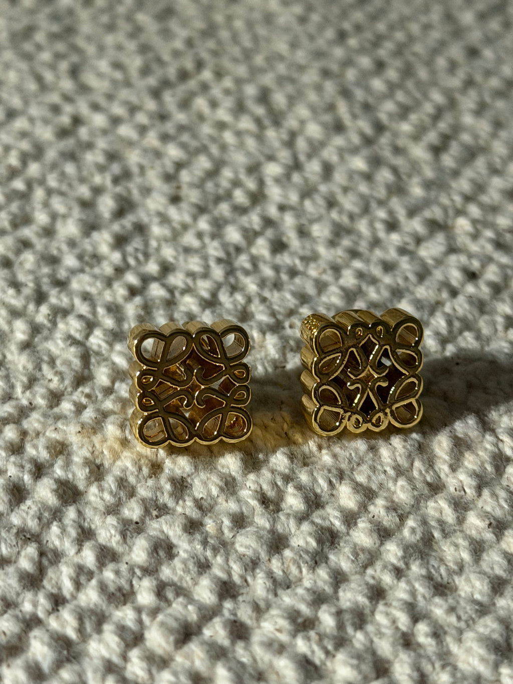 Boucle d’oreille Loewe